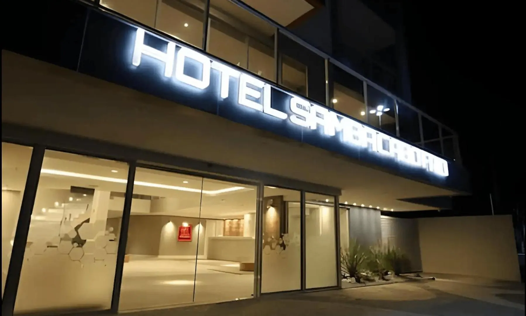Apartamento Premium Hotel Samba 415 Cabo Frio